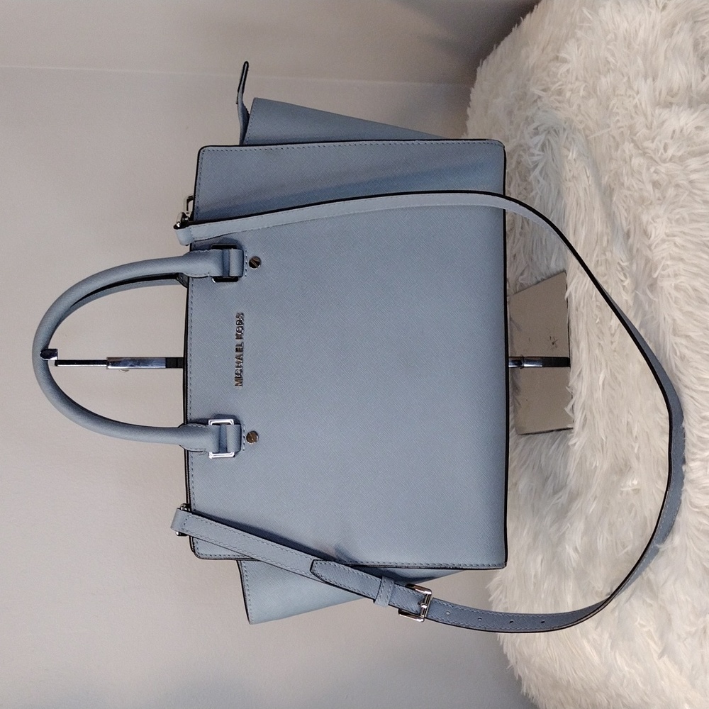 EUC Michael Kors Selma Pale Blue Satchel Bag
